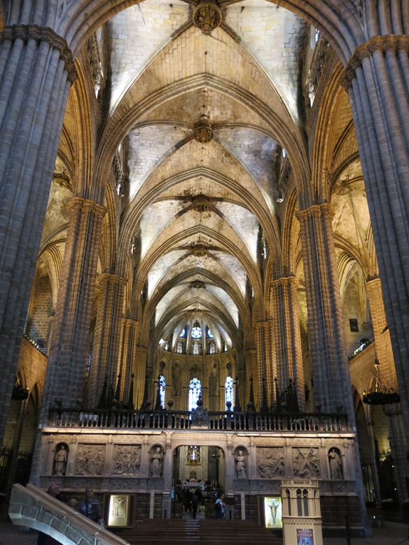 Barcelona_Cathedral_2658_1000